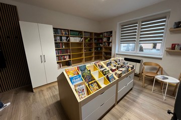 Pobočka v Mramoticích v novém kabátě