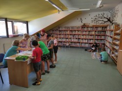 Roboti v knihovně